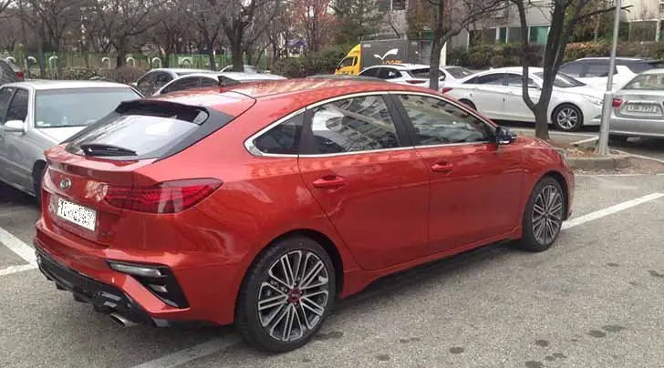 New Kia K3 5-door hatchback spotted in Korea